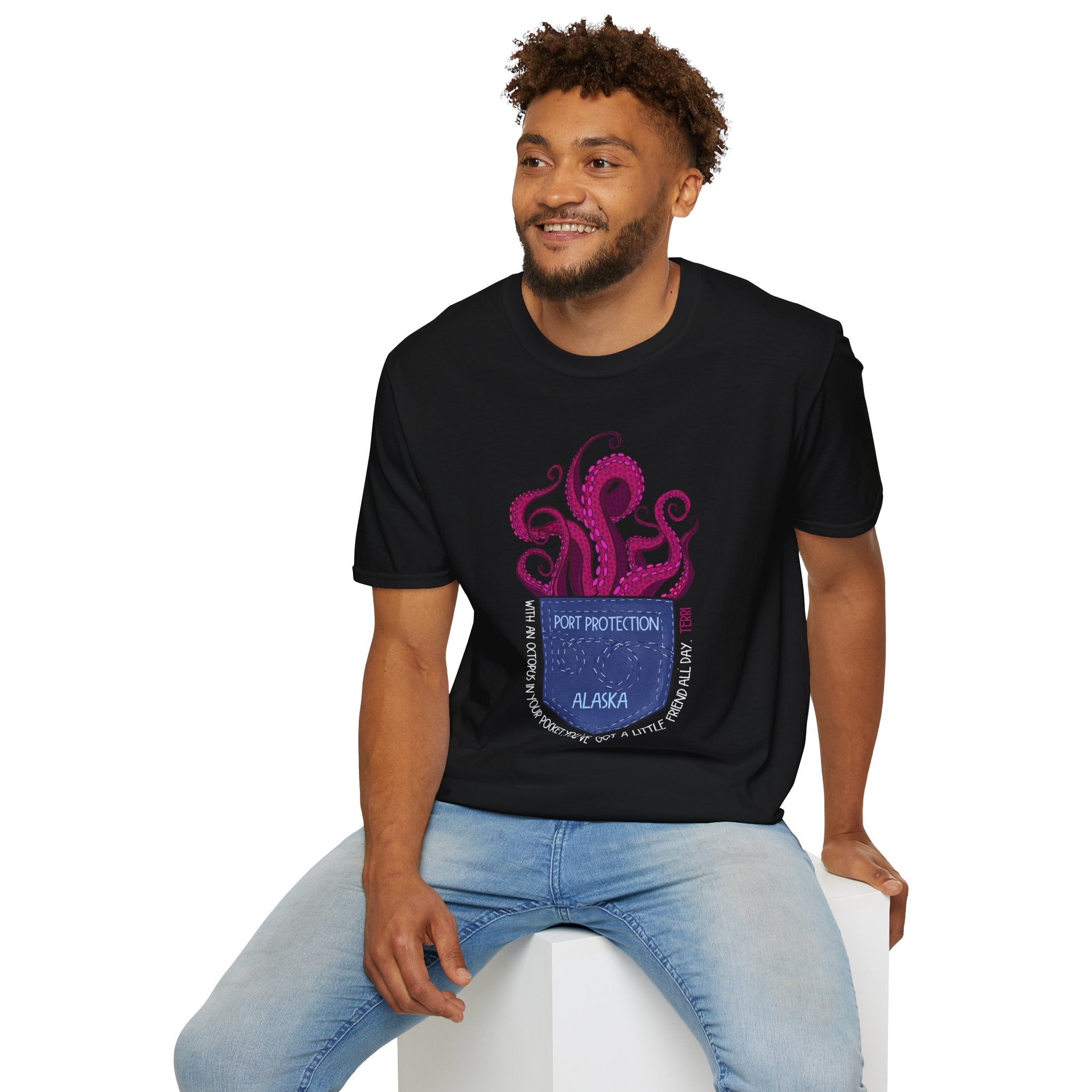 Octopus in my pocket Unisex Softstyle T-Shirt